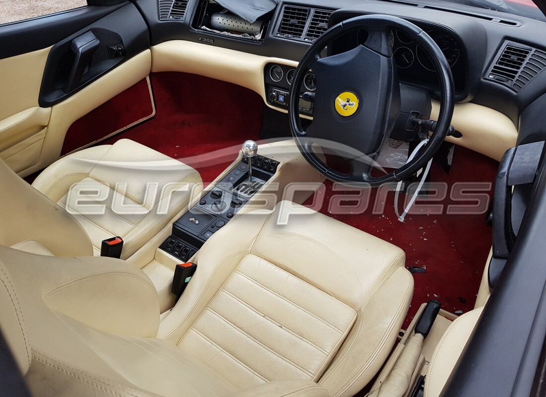 ferrari 355 (2.7 motronic) con 28,735 miles, in preparazione per lo smantellamento di #10