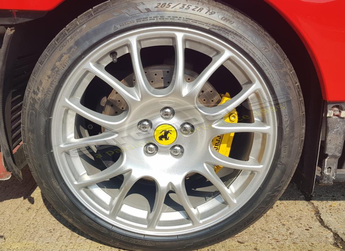 ferrari 360 modena con 51,000 miles, in preparazione per lo smantellamento di #17