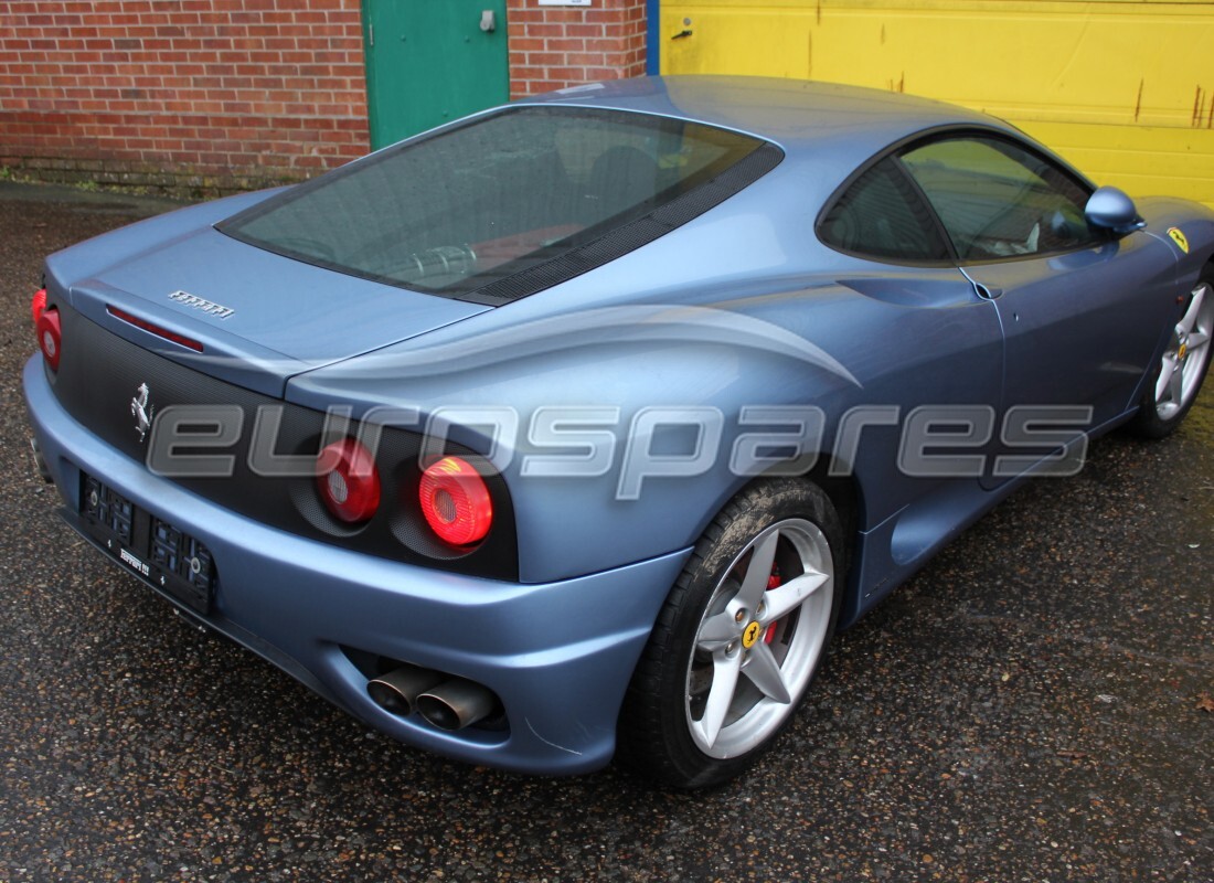 ferrari 360 modena con 65,000 miles, in preparazione per lo smantellamento di #4