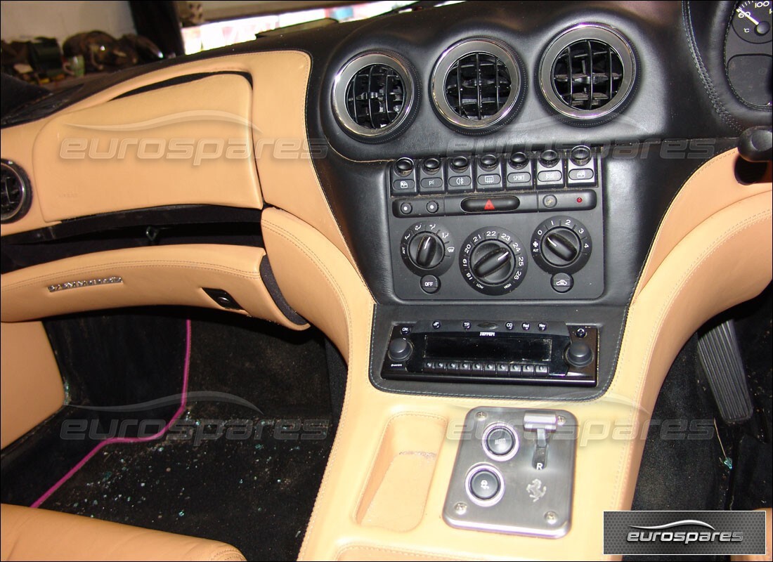 ferrari 575m maranello con 38,000 miles, in preparazione per lo smantellamento di #9