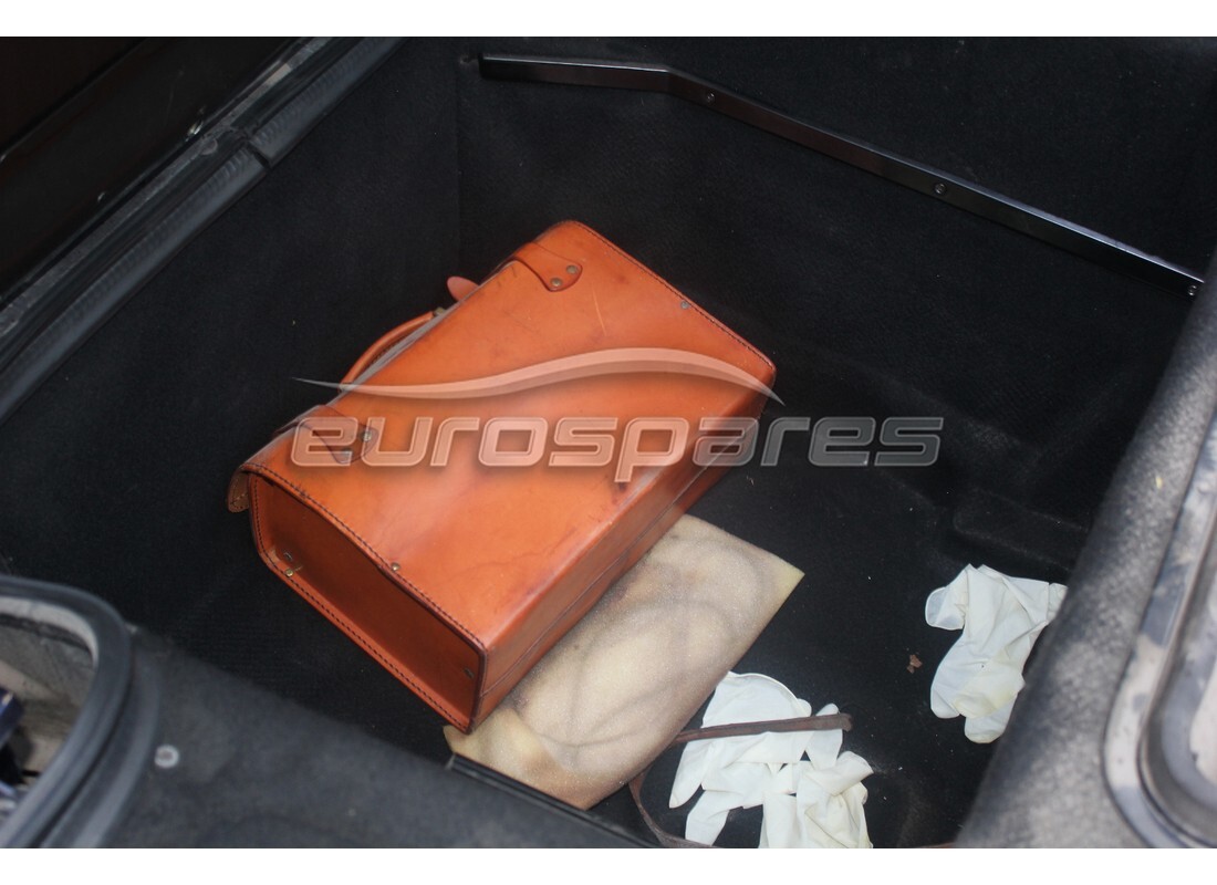 ferrari 355 (2.7 motronic) con 27,644 miles, in preparazione per lo smantellamento di #9