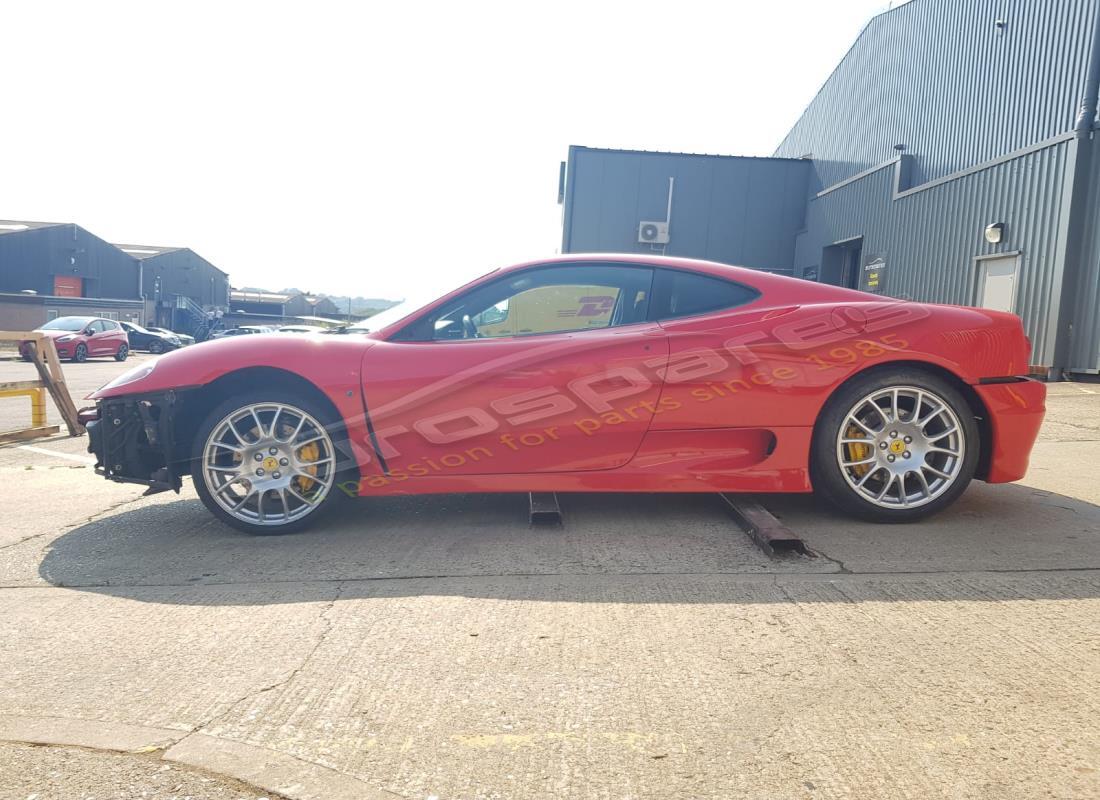 ferrari 360 modena con 51,000 miles, in preparazione per lo smantellamento di #2