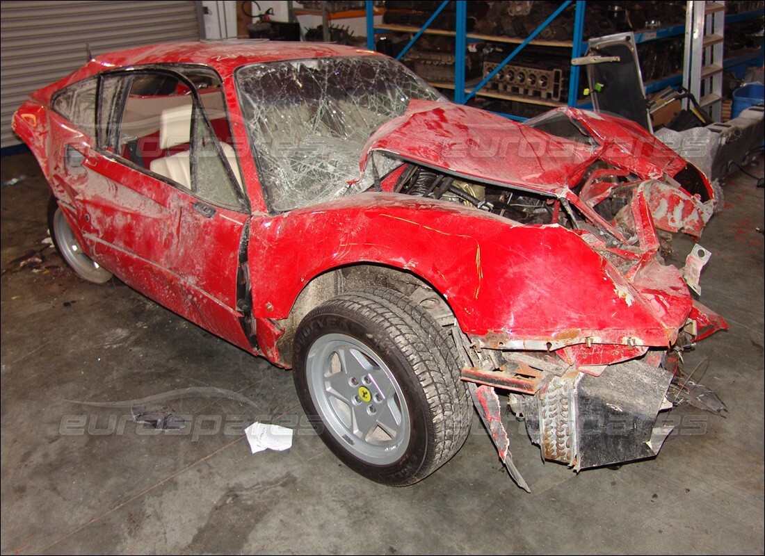 ferrari 328 (1985) con 25,374 miles, in preparazione per lo smantellamento di #10