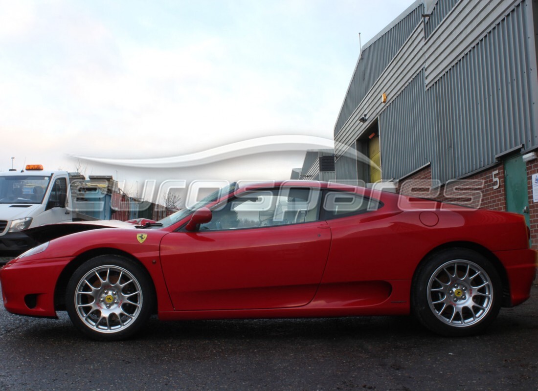 ferrari 360 modena con 33,424 miles, in preparazione per lo smantellamento di #2