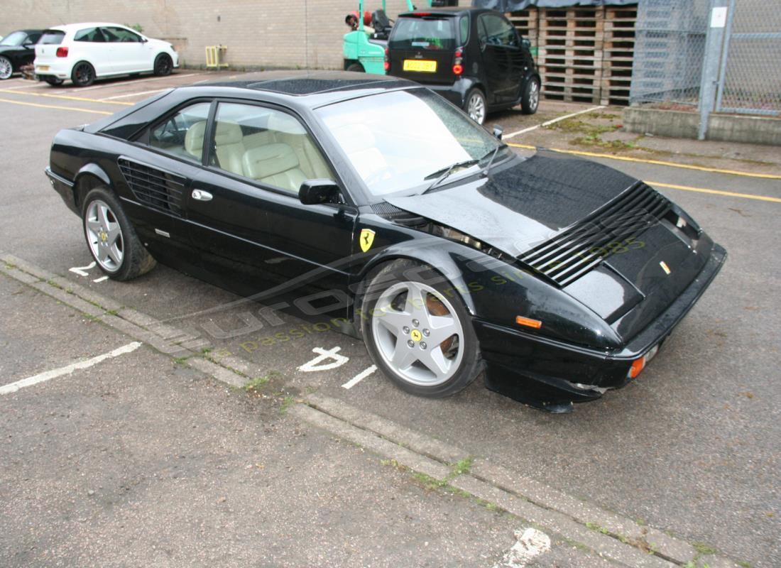 ferrari mondial 3.0 qv (1984) con 53,437 miles, in preparazione per lo smantellamento di #7