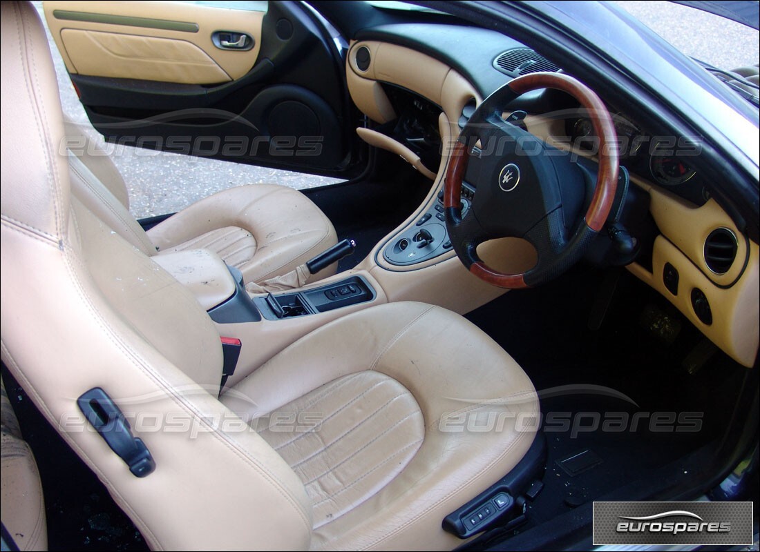 maserati 4200 coupe (2003) con 60,012 miles, in preparazione per lo smantellamento di #4