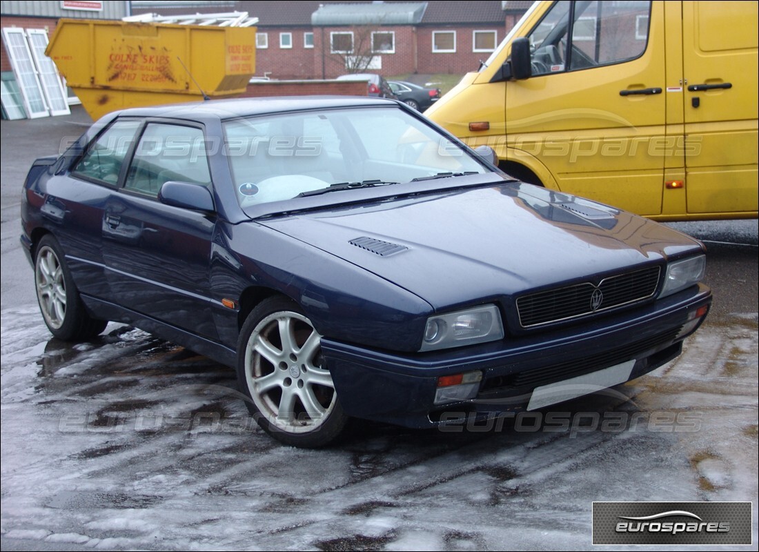 maserati ghibli 2.8 gt (variante) in preparazione per lo smantellamento presso eurospares