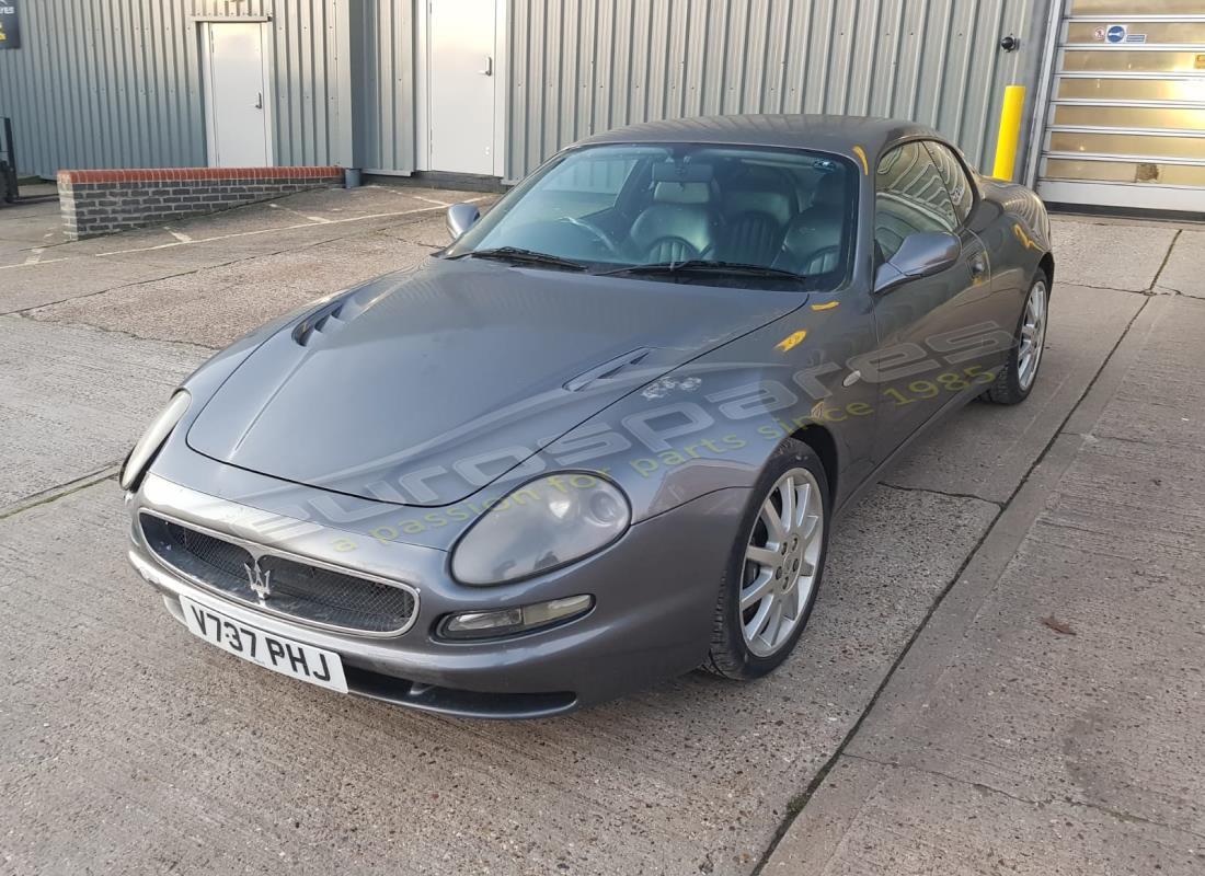 maserati 3200 gt/gta/assetto corsa in preparazione per lo smantellamento presso eurospares